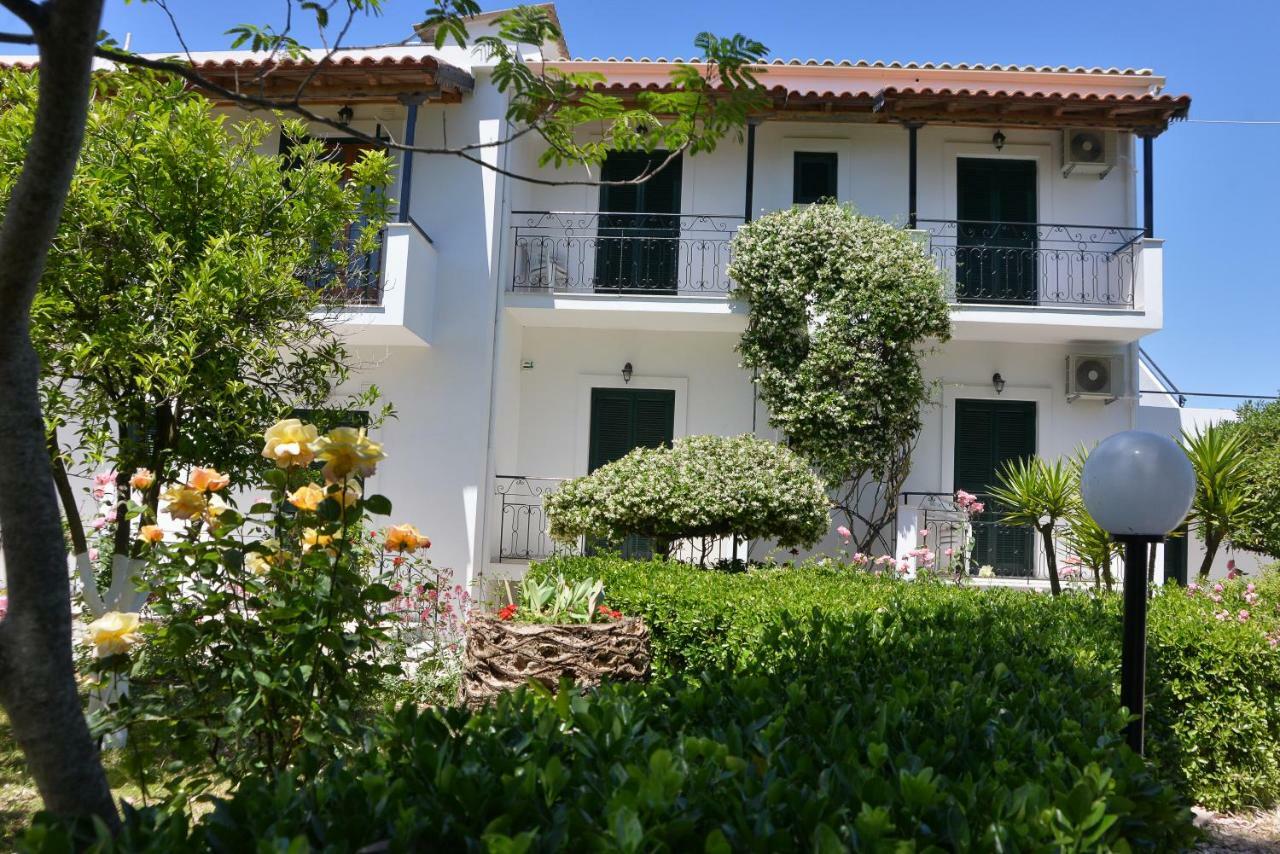 Kostas' Garden Apartment Roda  Exterior foto