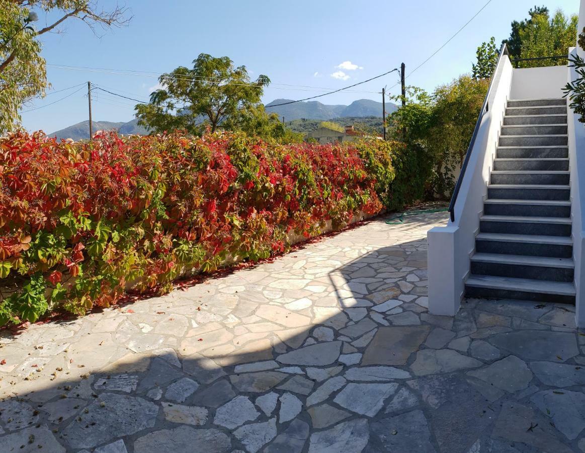 Kostas' Garden Apartment Roda  Exterior foto